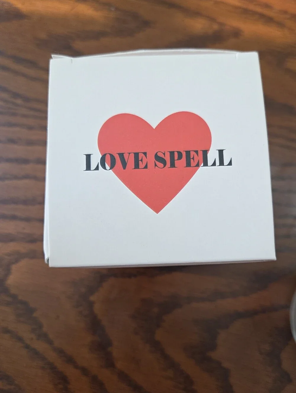 Love Story C Candle Blossom Rose with Wooden Lid